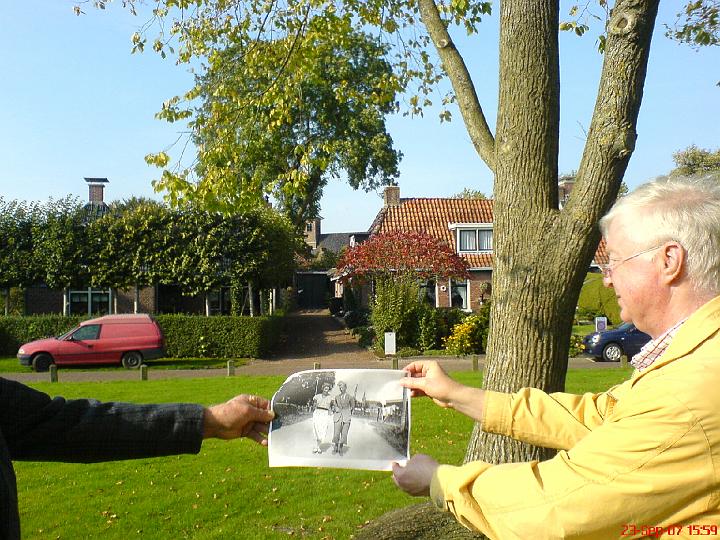 Ee_2007(2).JPG - Ongeveer dezelfde plek 70 jaar later op 23 september 2007