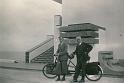 Op_de_tandem_naar_Friesland_(aug-1937)